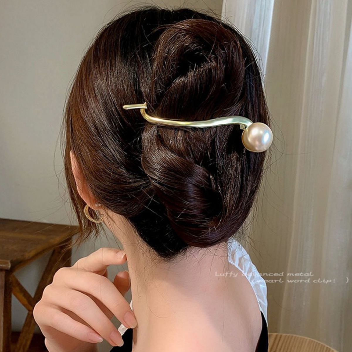 エレガントなグリッターパールヘアクリップ レディース トレン - Korean Women Lifestyle のレビューと価格