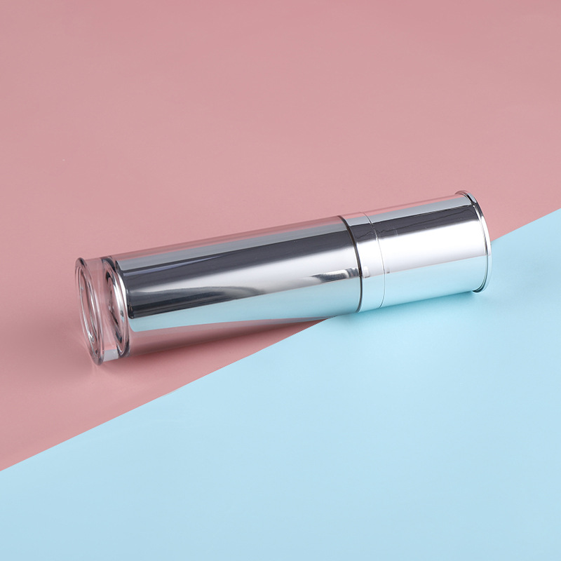 50 ミリリットル光沢のあるミラーシルバーアクリル/プラスチ - Essence Serum Toner のレビューと価格
